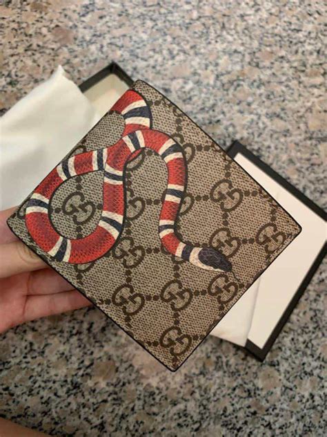 gucci mens wallet fake|real gucci men's wallet.